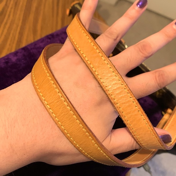 Authentic Louis Vuitton Totally LV PM Monogram Canvas Discontinued - Picture 12 of 13